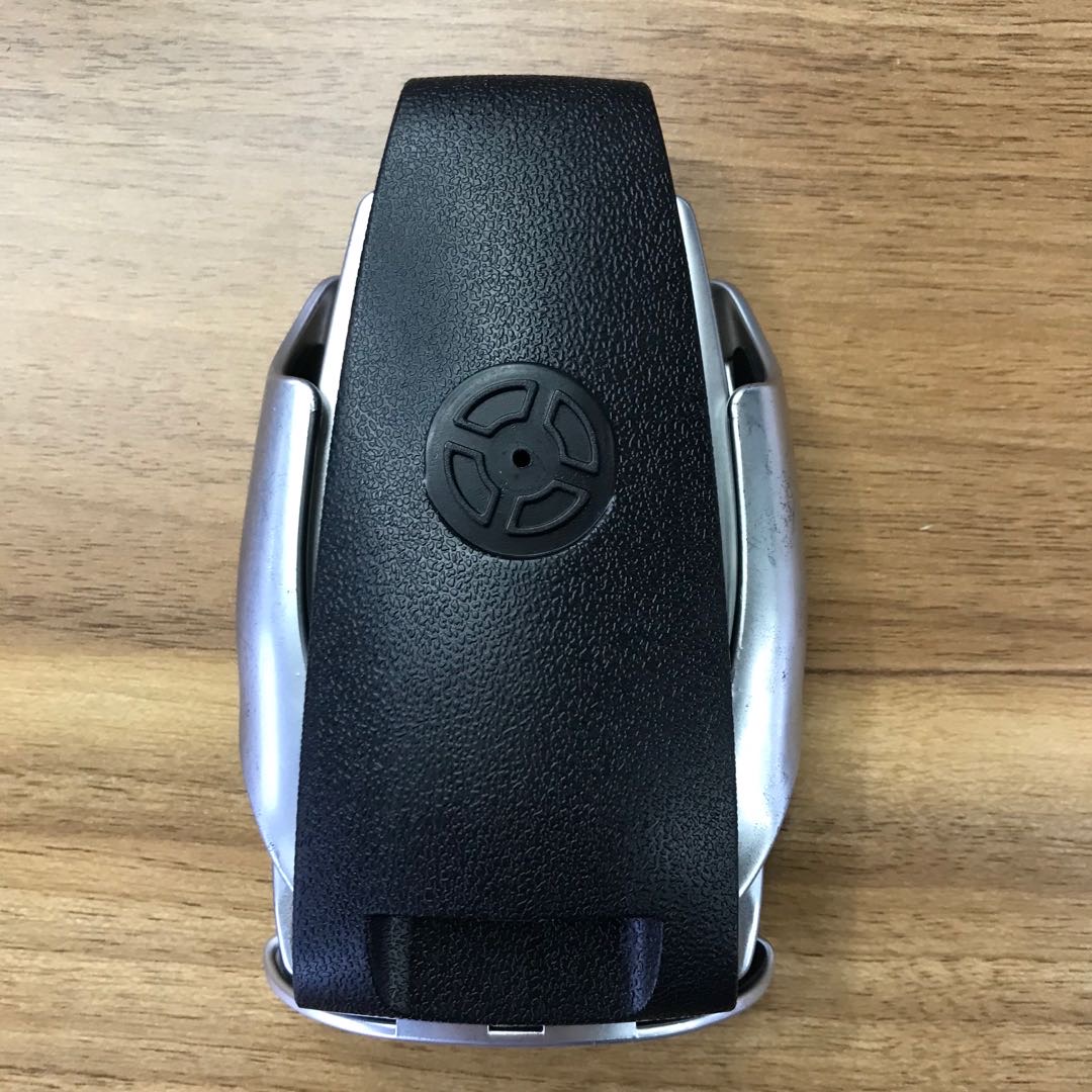 魔夹S5手机支架智能全自动车载无线充电车载手机架抖音车充支架细节图