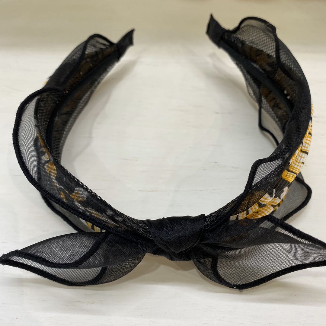 热销新款时髦可爱兔耳朵网纱印花布艺女士头箍产品图