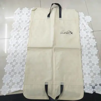 Beige Translucent Suit Dust-Proof Bag Non-Woven Suit Dust-Proof Bag Manufacturer Direct Sales Without The Need To Customize Large Discounts