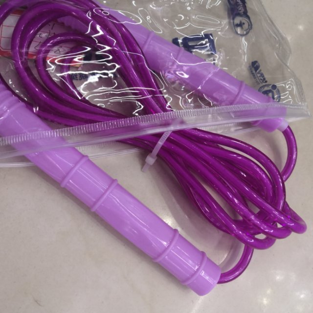 初学校幼儿园小学初中快速轻便成人儿童塑料紫色透明跳绳健身可调长短产品图