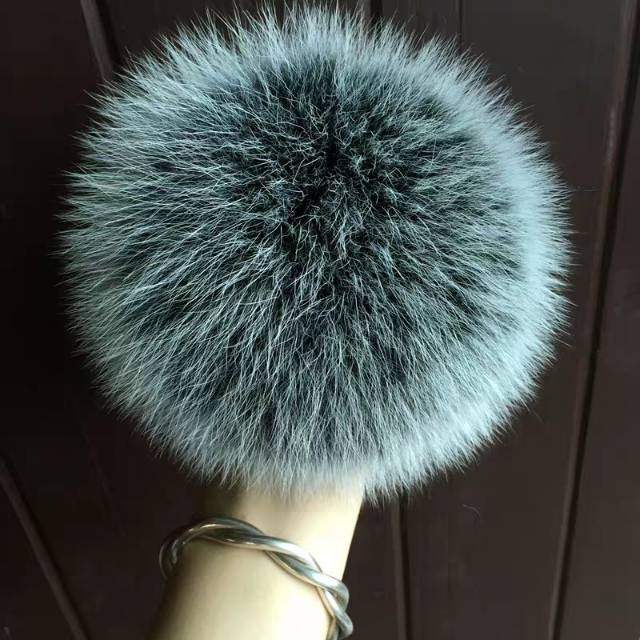 时尚礼物真皮真毛毛绒球饰品狐狸毛球包包挂件皮草配件车挂饰13CM细节图