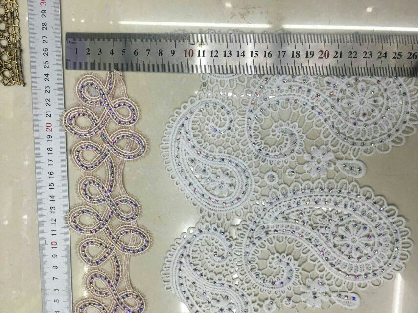 Guangdong's new embroidered water-soluble lace clothing accessories wholesale lace, nylon lace Specification image