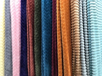 Mixed Colour Geometric Stripe Drawn Flannel Chemical Fibre Reinforced Blanket