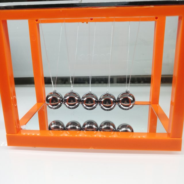 Electroplated Newton billiard swing table decoration widget thumbnail