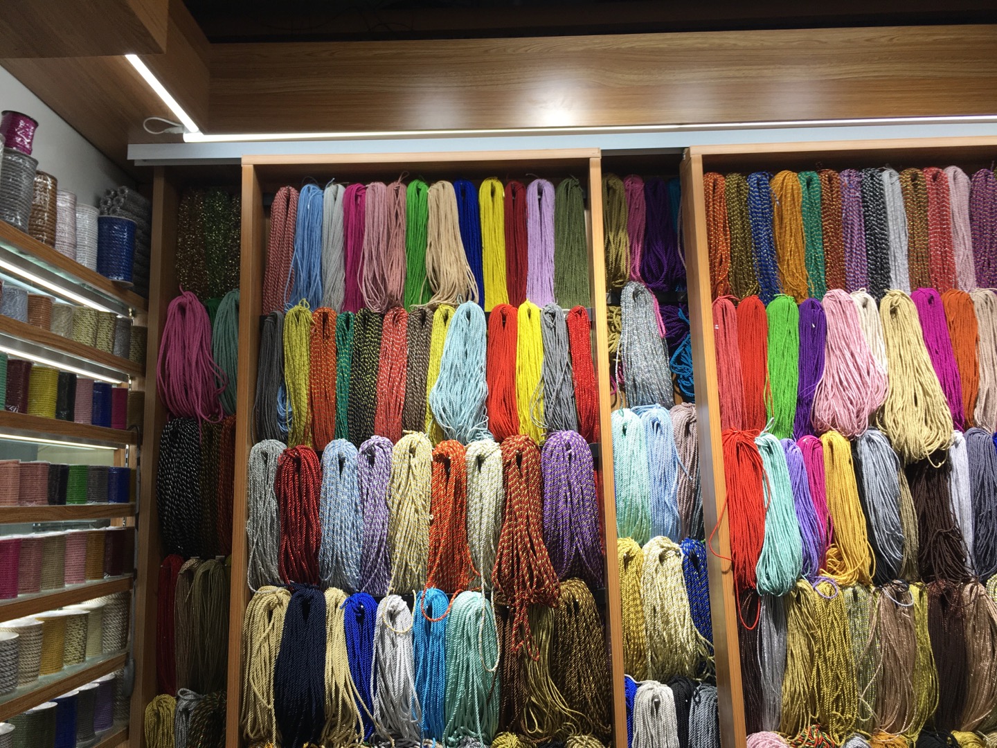 Yiwu Baili Thread and Lace Factory describe pic - 1