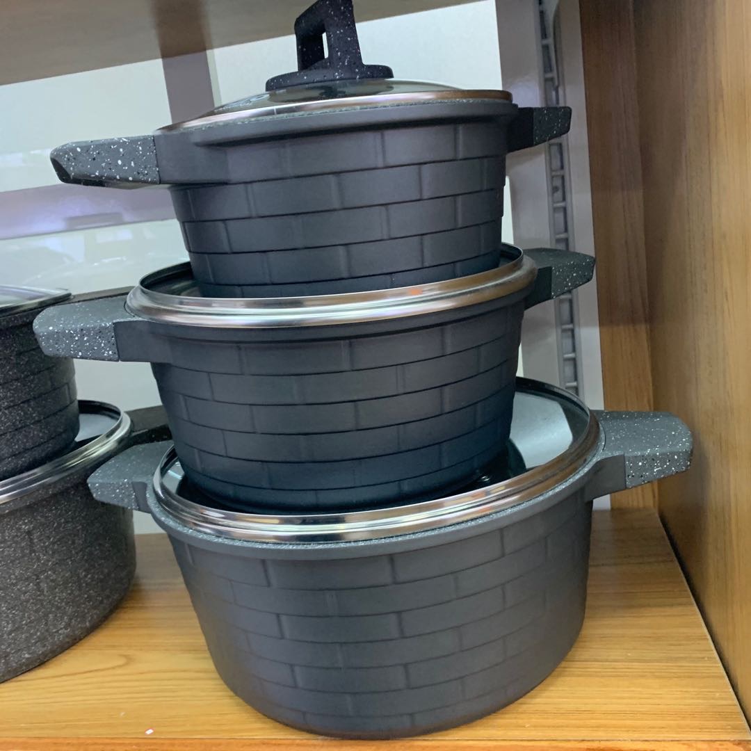 Brick and tile texture cooking POTS, steamers, cooking kitchenware