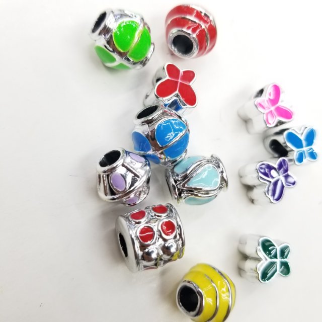 日韩爆款彩色花样珠子服饰首饰头饰配件饰品产品图