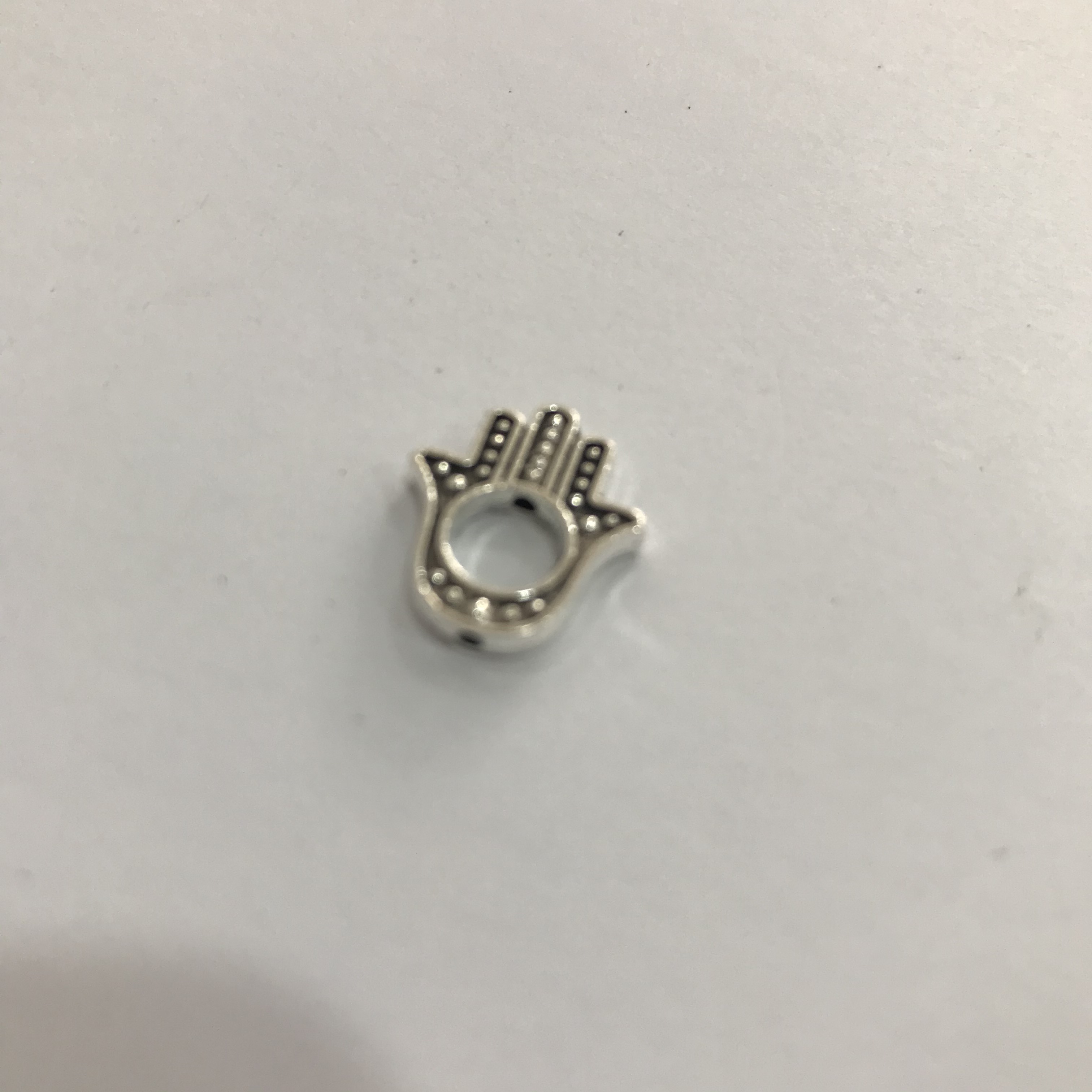 Antique silver DIY pendant accessory: Lucky Hand Large hole Bead 16x13mm palm 6235 Specification image