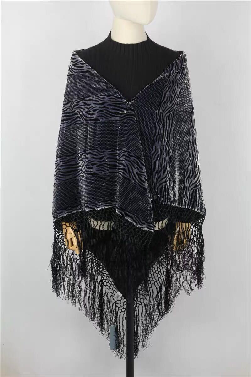 Fashion Temperament True Velvet Women's Large Square Scarf With Thick Tassel Scarf Shawl