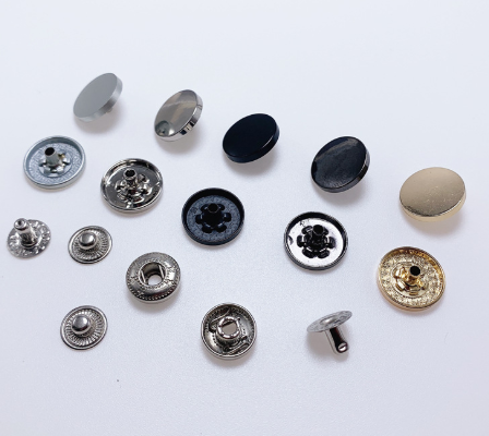 Direct sales of fashionable men's and women's shirts with cufflinks and metal oil dot buttons