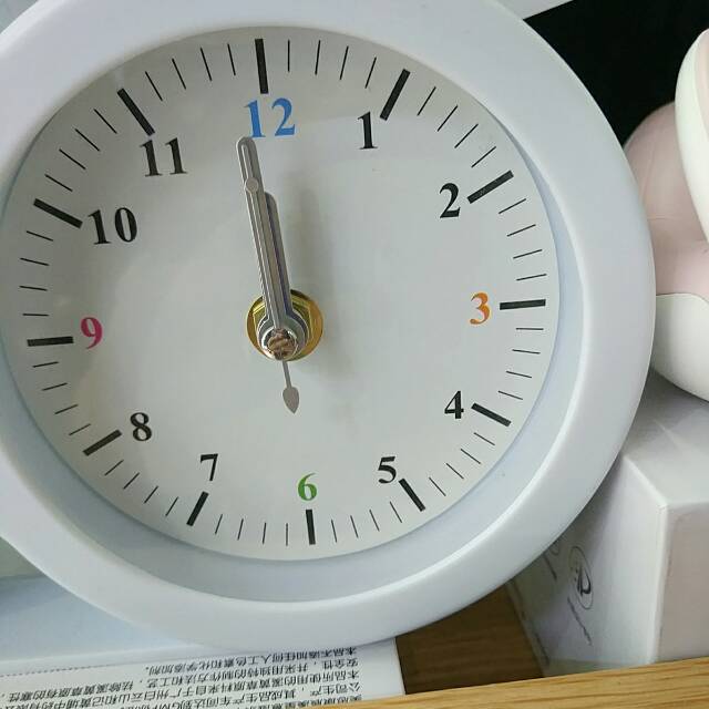 镜子相框钟表款组合画框创意客厅摆件带灯可亮开灯相片关灯镜子产品图