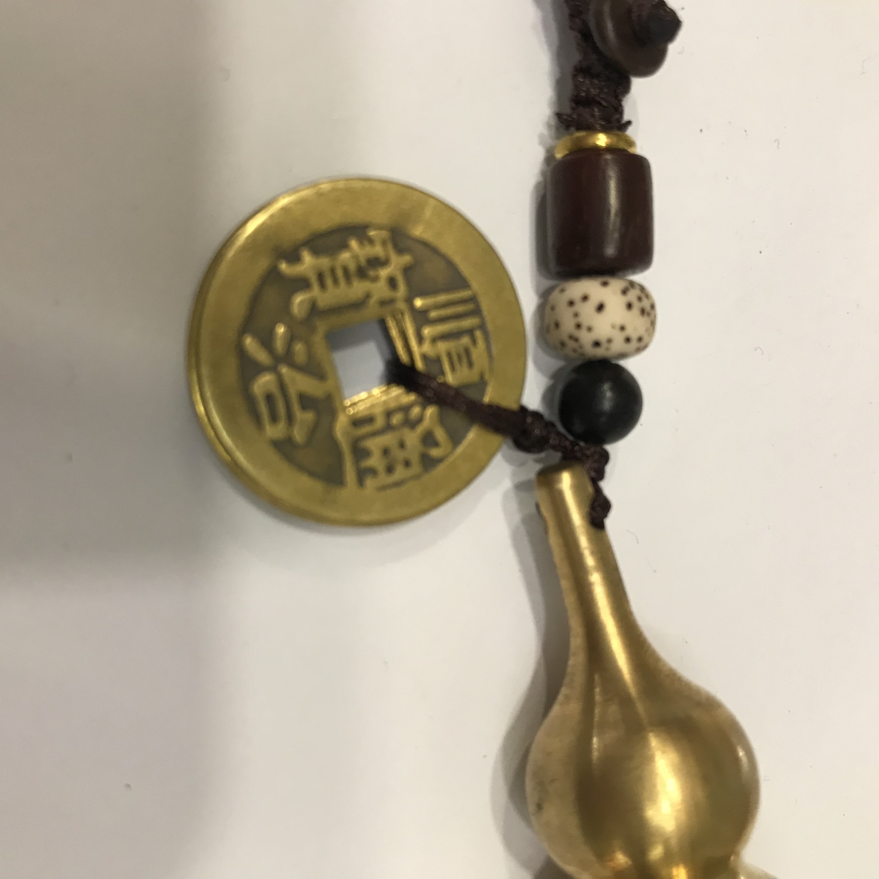 Brass keychain, smooth pure copper small gourd, car key, handcrafted creative gift details Picture