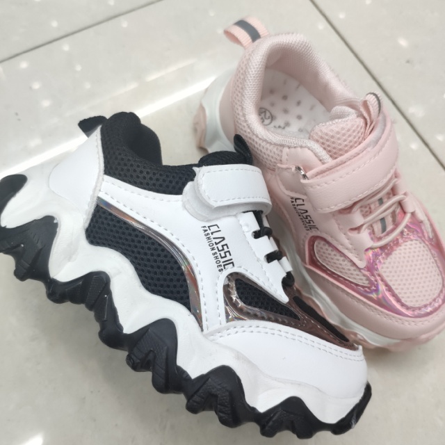New Children's Shoes Daddy Shoes Breathable Mesh Fabric Boys And Girls Children Non-Slip Children's Sports Shoes details Picture