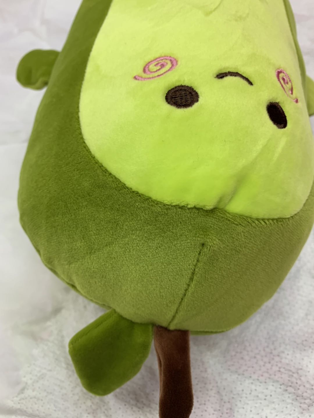 The four-sided short furry squirrel toy can be used as a pillow as a birthday gift Specification image