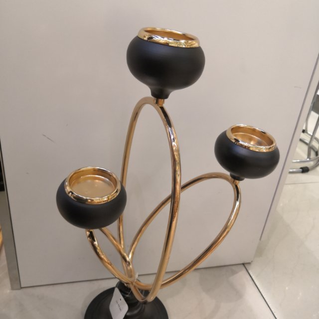 Premium three-seat circular bottom candlestick details Picture