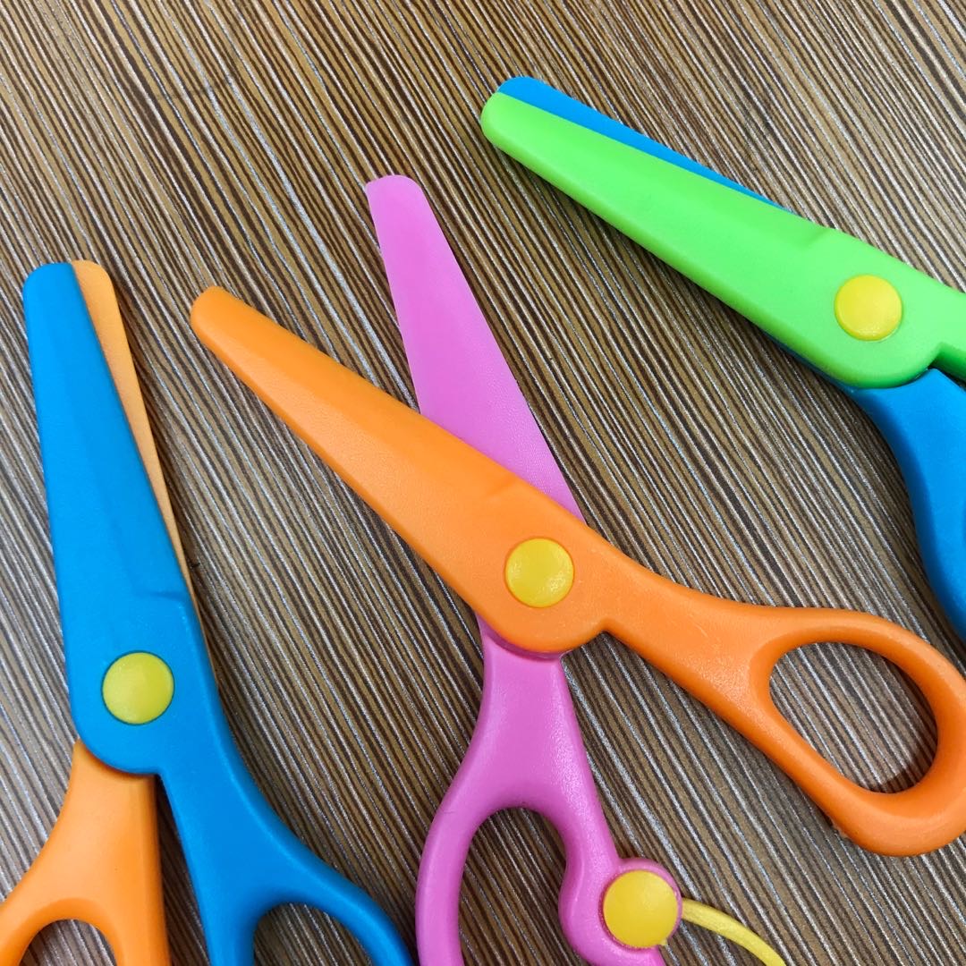创意弹力手工剪纸DIY裁纸用圆头小剪刀幼儿园儿童安全全塑料办公细节图
