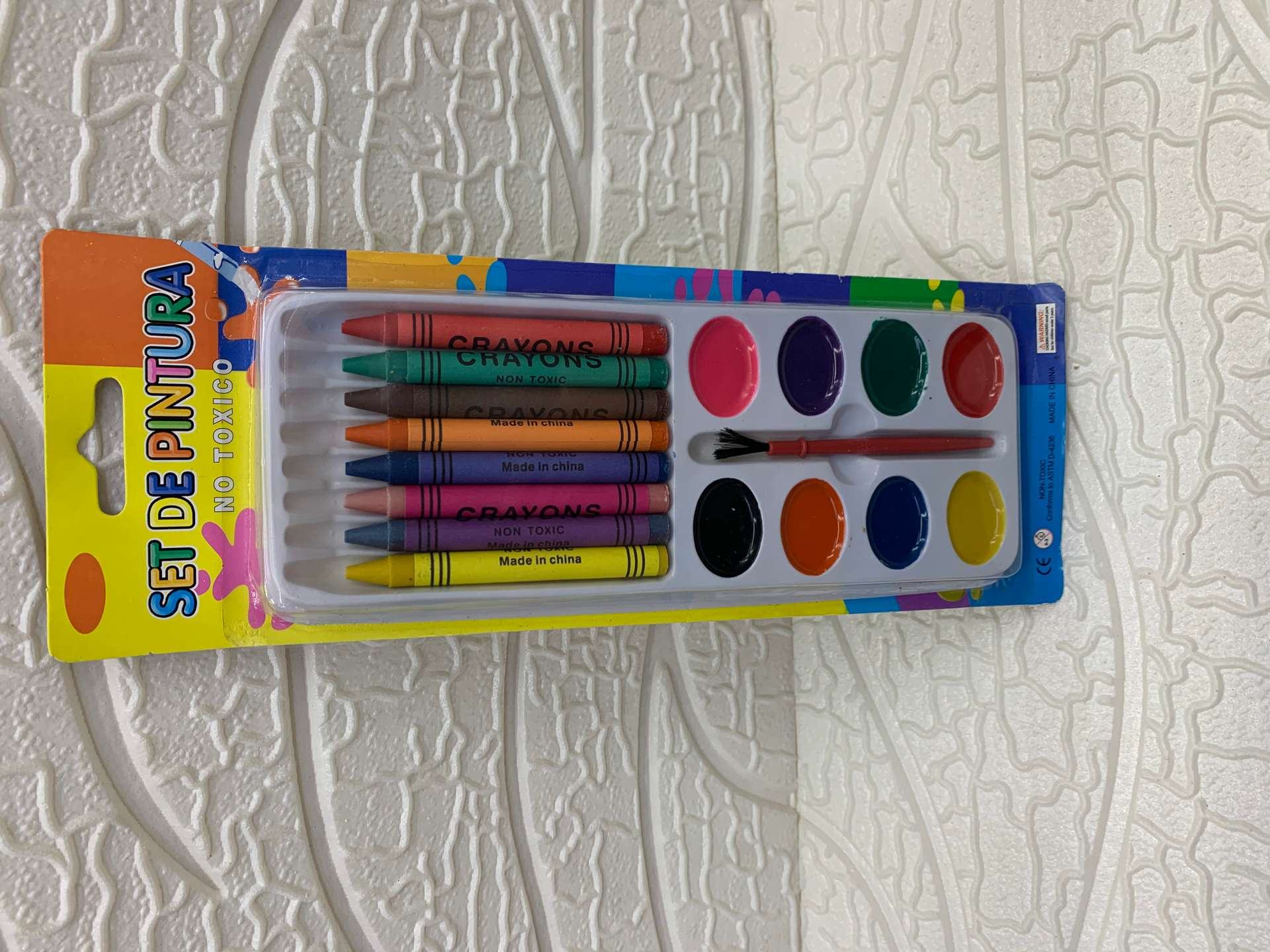 Creative DIY watercolor paints for children