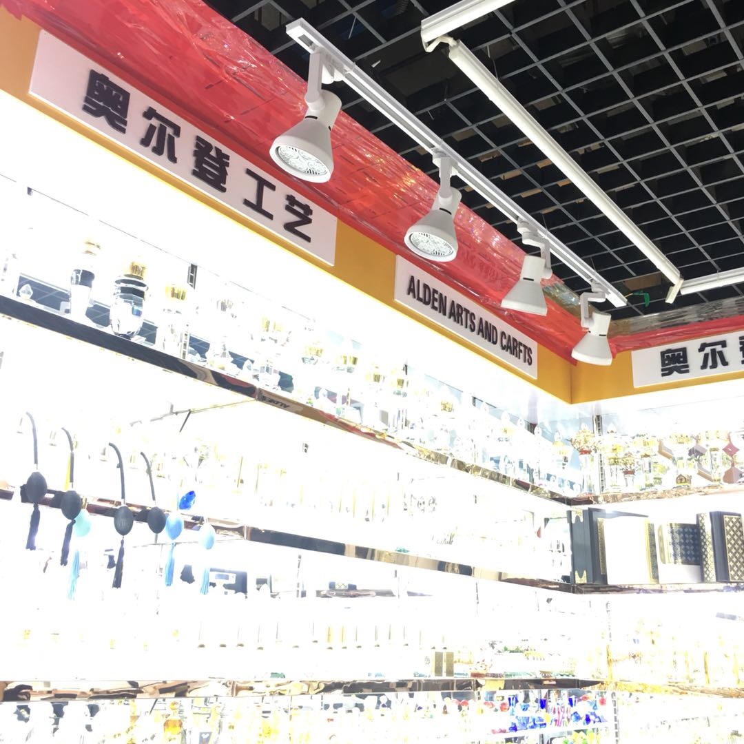 Pujiang Alden Handicrafts Co., LTD describe pic - 2