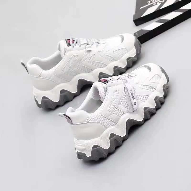 9236小毛2020新款女士休闲运动跑步鞋细节图