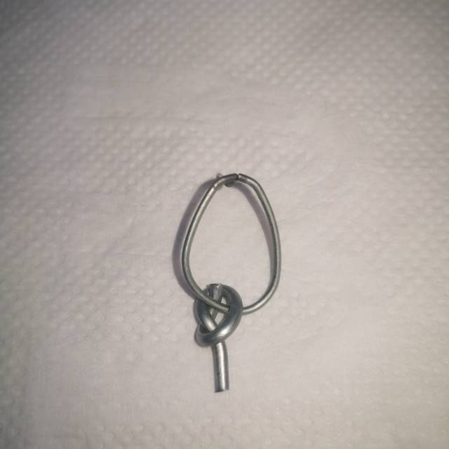 Factory direct sales of ironwork pressed earrings, knotted lines, rough accessories and jewelry accessories