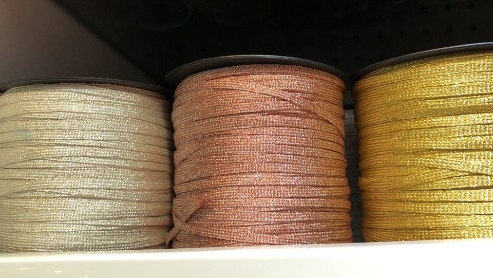 Gold thread Specification image