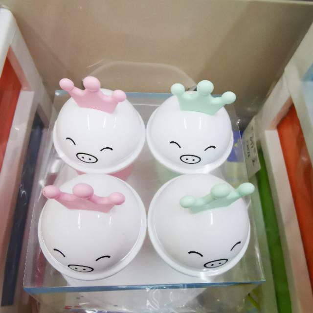 Safe Plastic Hollow Cute Creative Cartoon Ice Cube Frozen Ice To Make A Grinding Tool Model details Picture