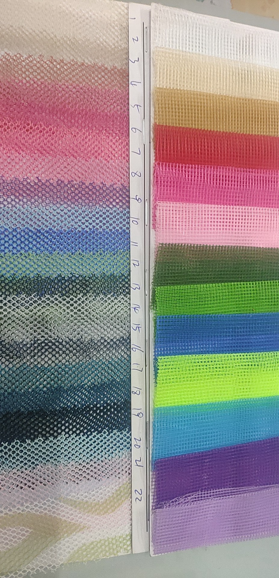 Square Hole Factory direct sales, hot-selling new mesh fabric leather, large stock of high, medium and low grade luggage, sofa, shoe materials and fabrics