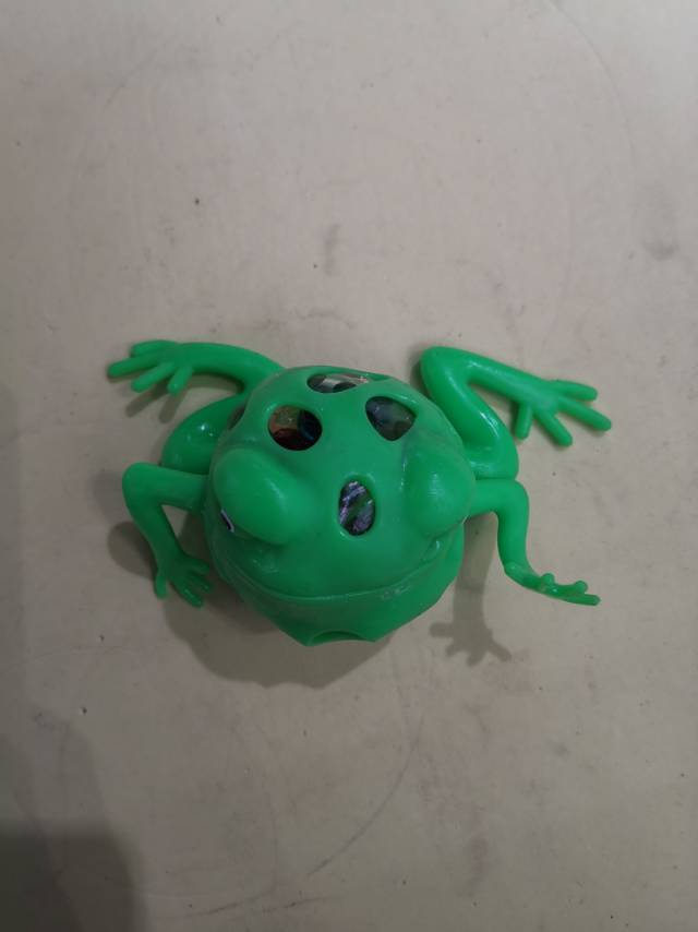 Frog shape vent ball fun decompression squeeze knead abuse relax mood thumbnail