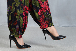 Middle-aged and elderly women's large-sized loose cotton silk wide-leg lantern pants, casual ethnic style square dance Specification image