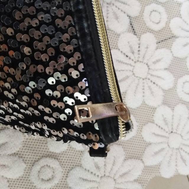 新款ins风超火网红中号化妆包女性便携随身化妆袋亮片迷你可爱收纳包产品图