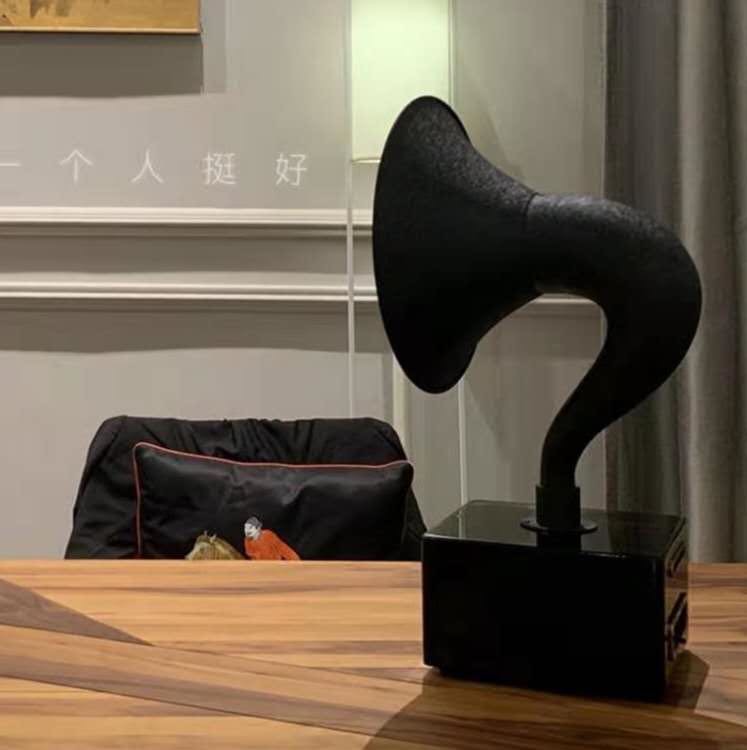 Metal body, lacquered base, high-end handicrafts, vases, ornaments, exquisite gifts, wooden handicrafts Specification image
