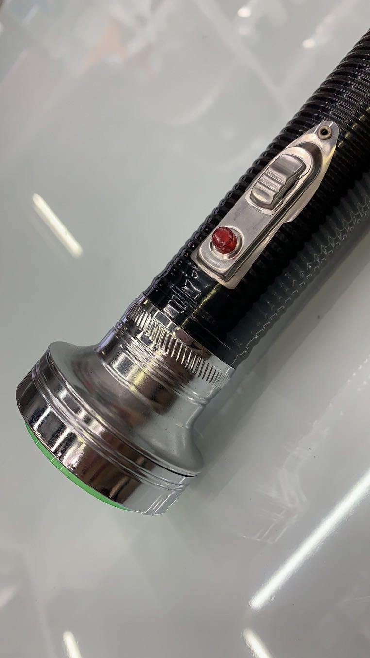 Iron led flashlight details Picture