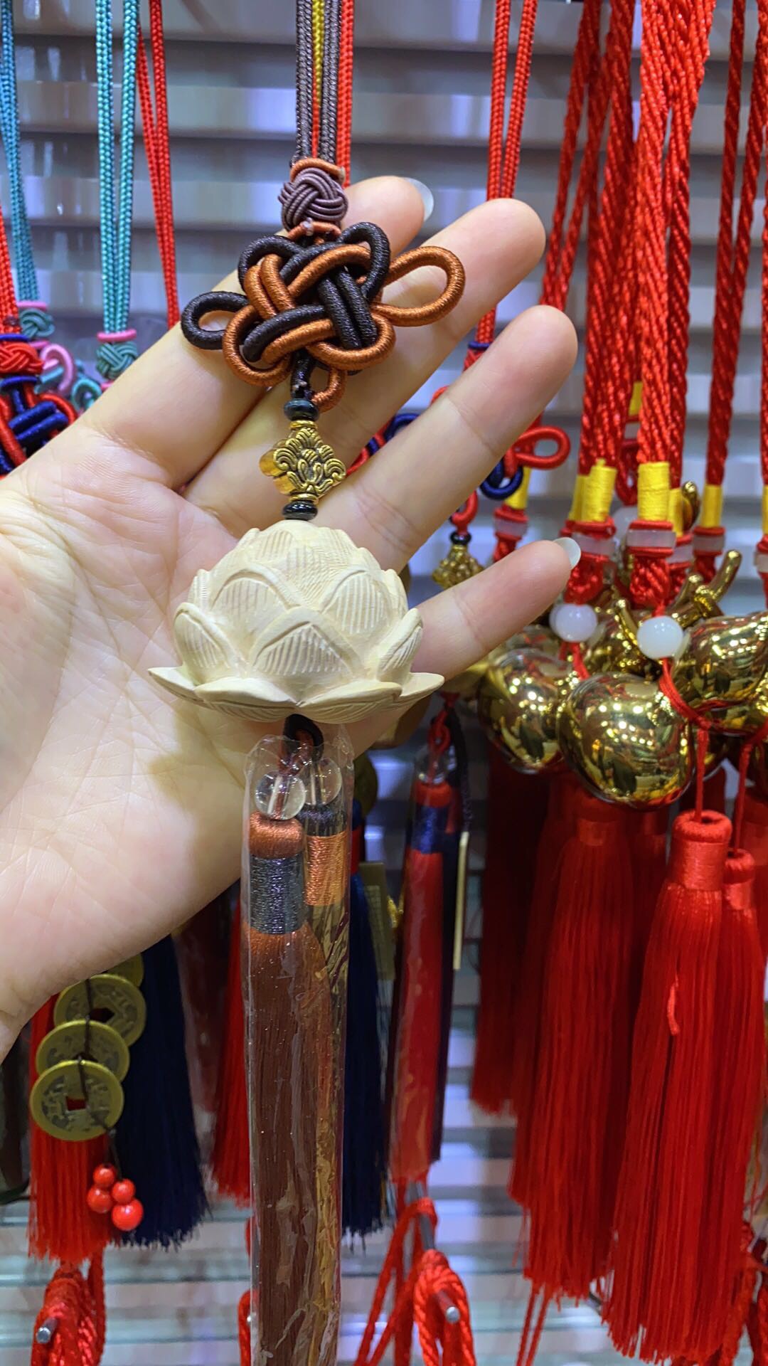 手工黄杨木莲花后视镜车载汽车挂件