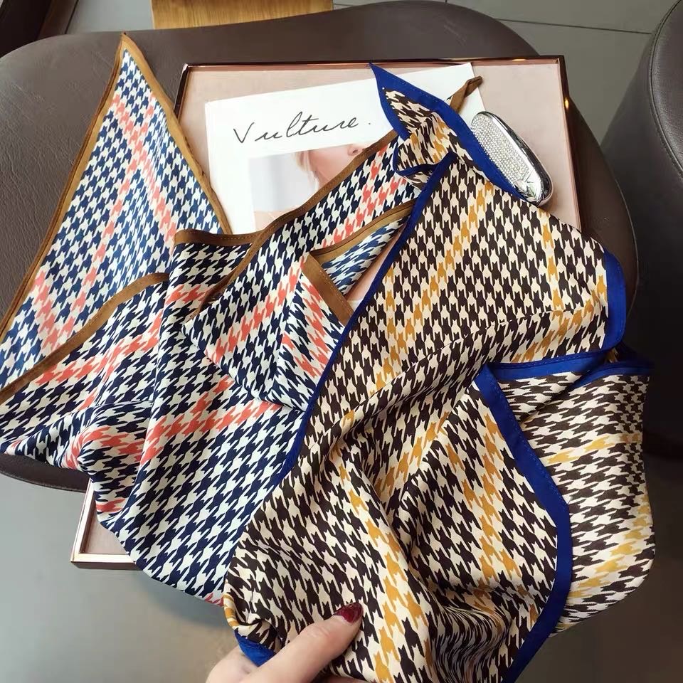 Thousand-Bird Lattice Scarf Shawl Dual Purpose Temperament Lady Silk Scarf Multi-Color details Picture