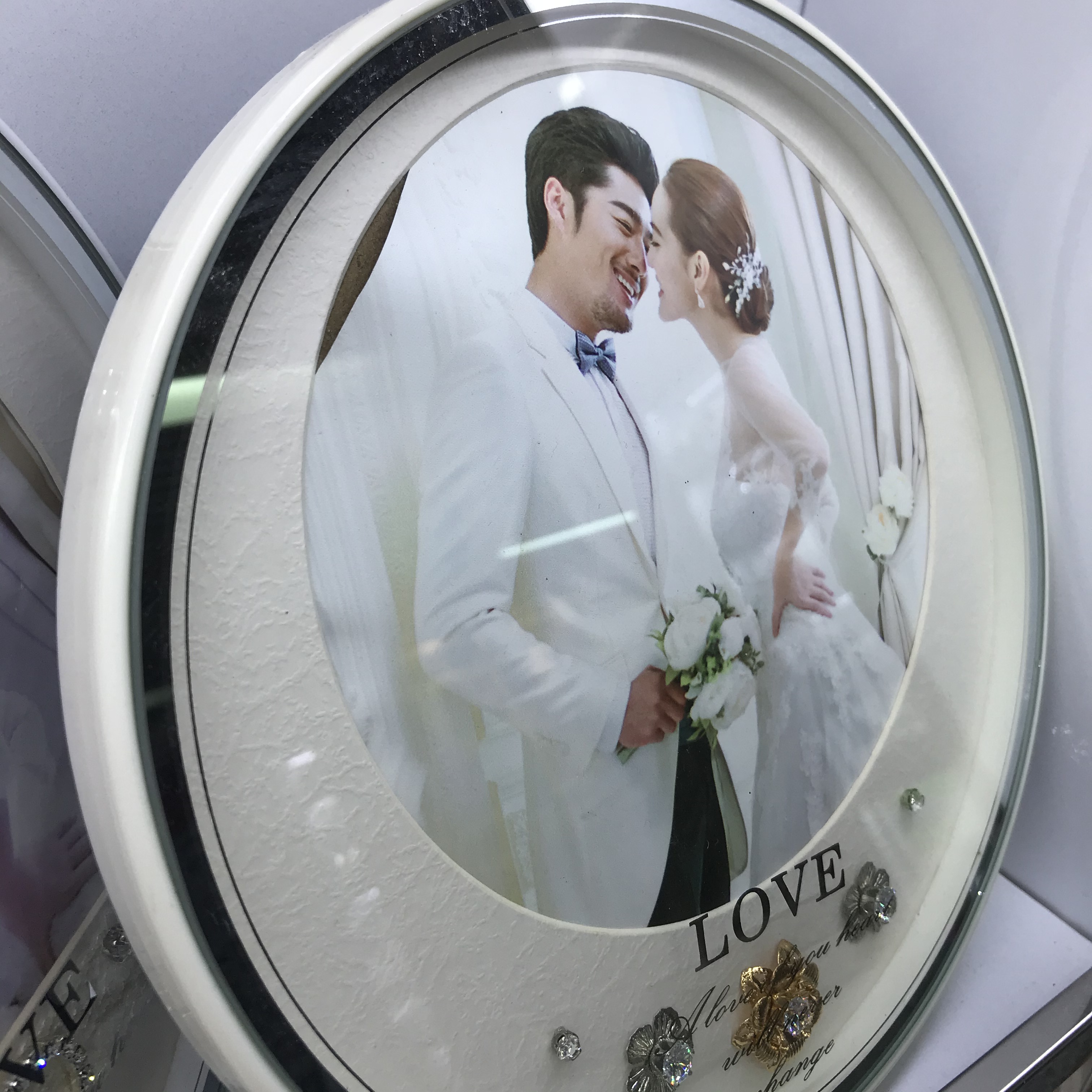 创意韩版永生花相框摆台镶钻流动珍珠影楼像框架7寸10寸婚纱照片框细节图