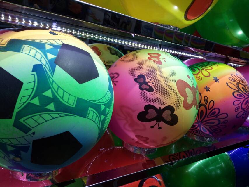 七彩印花亚光贴标球细节图