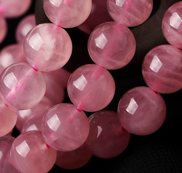 Pink crystal bracelet for women to attract love and marriage. Horse pink crystal bracelet as a New Year gift for best friends and girlfriends Specification image