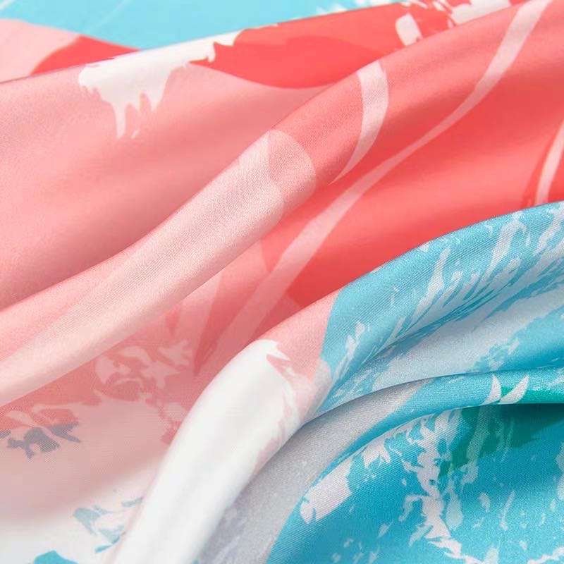 蓝色涂鸦围巾丝巾百搭淑女气质细节图