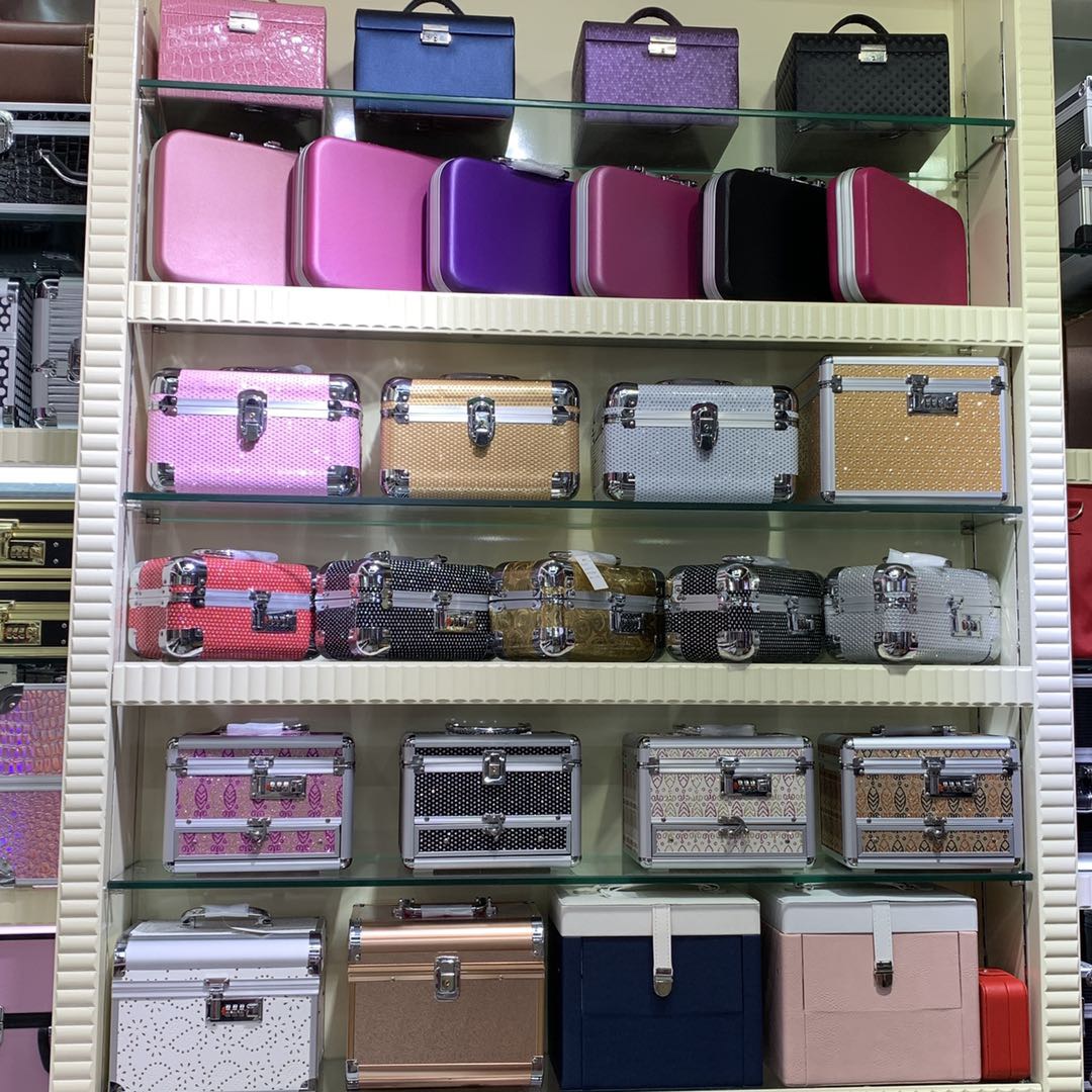 Jinhua Xuanzeli Luggage Co., LTD describe pic - 1