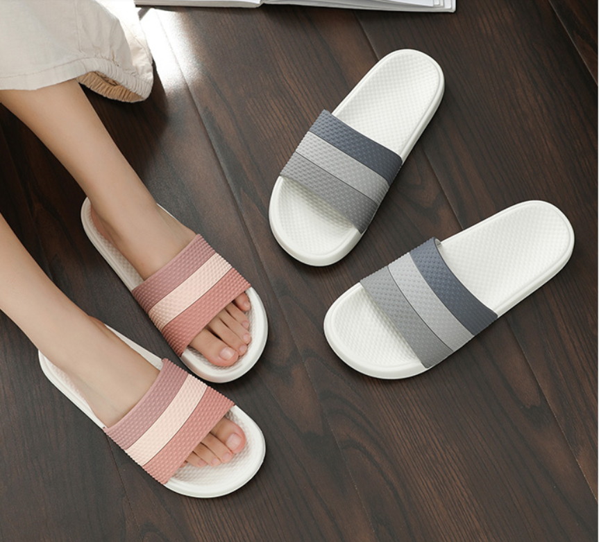 The 2020 new fashionable mid-heel water diamond half-drag outerwear slippers women's 2020 summer versatile and popular new bow shoes details Picture