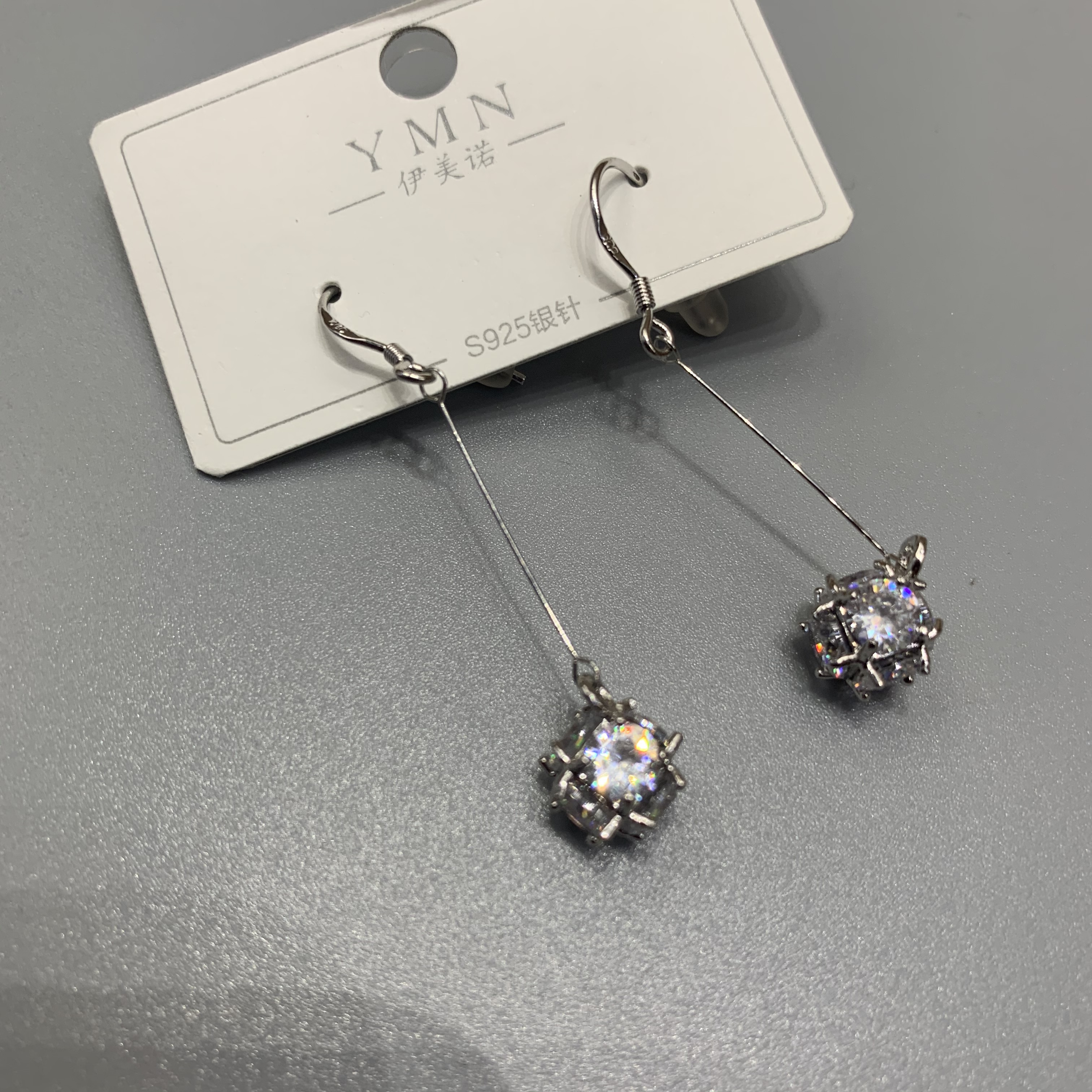 时尚气质长款显瘦脸耳环S925纯银带钻耳坠优雅贵气耳钉女产品图