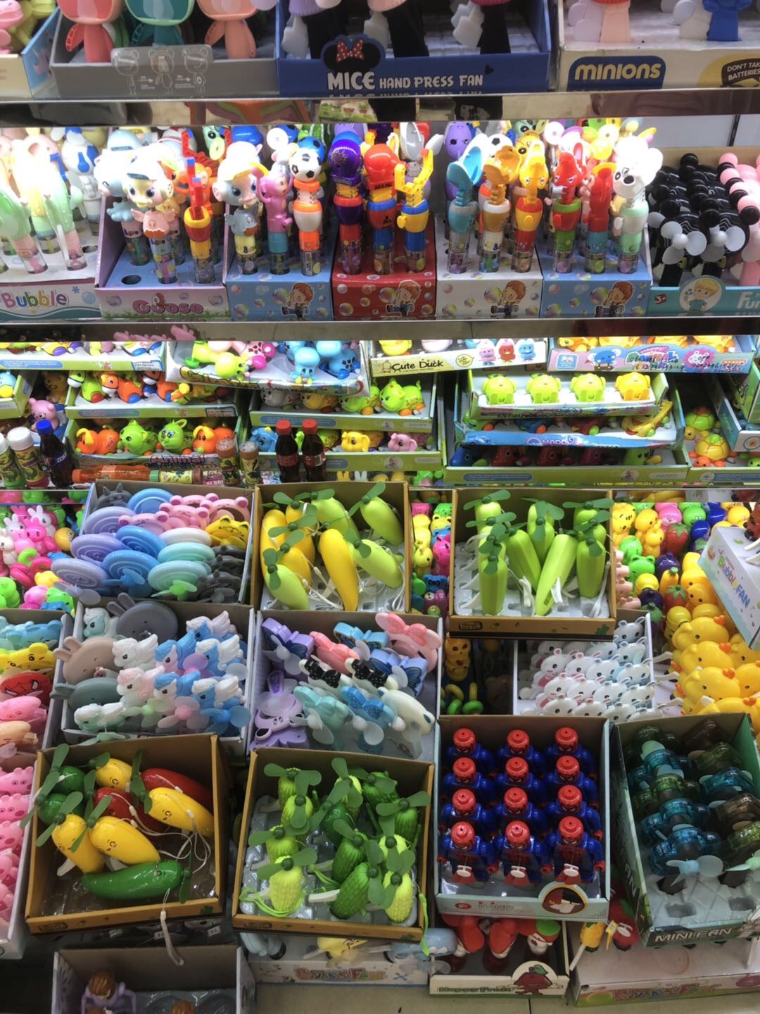 Huahua Toys Store describe pic - 2