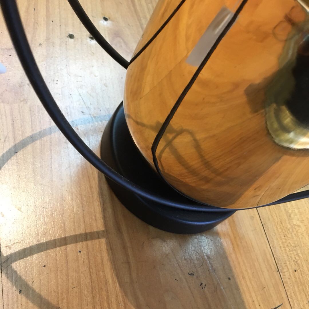 2021新款工艺制品圆弧形铁艺挂式花盆厂家直销热销产品细节图