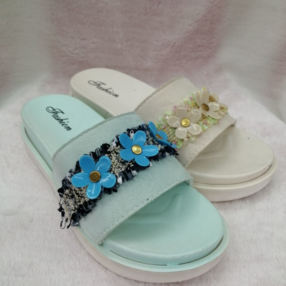 Floret Cloth Waterproof Table Slippers New Summer Wear A Word Fashion Sandals Burst Female Drag