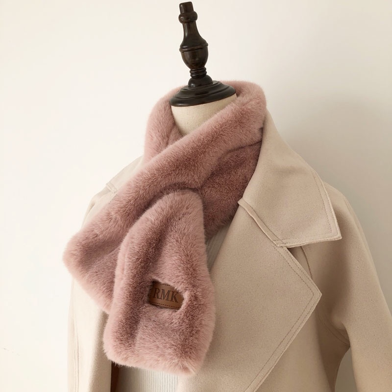 Women's Fashion Trend Casual Autumn And Winter Must-Have Super Soft Warm Imitation Fur Bib Scarf