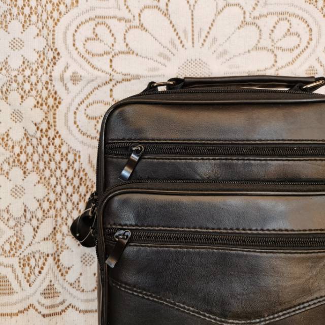 皮男士商务背包休闲背包单肩包产品图