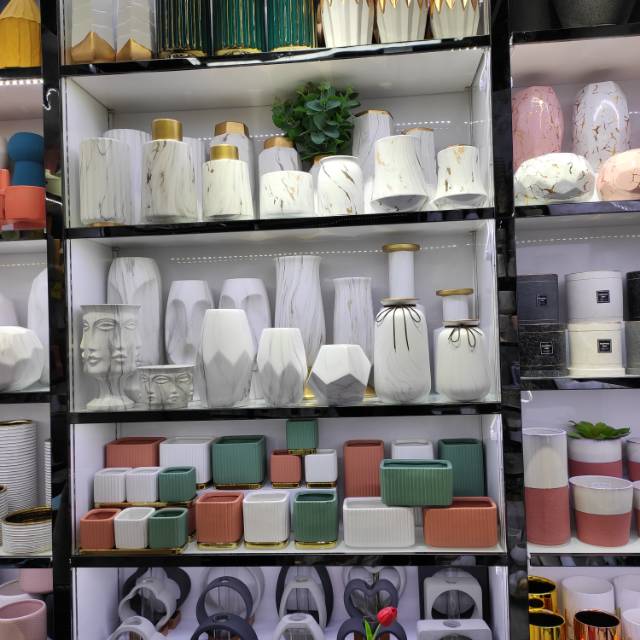 Wanzi Ceramics describe pic - 1