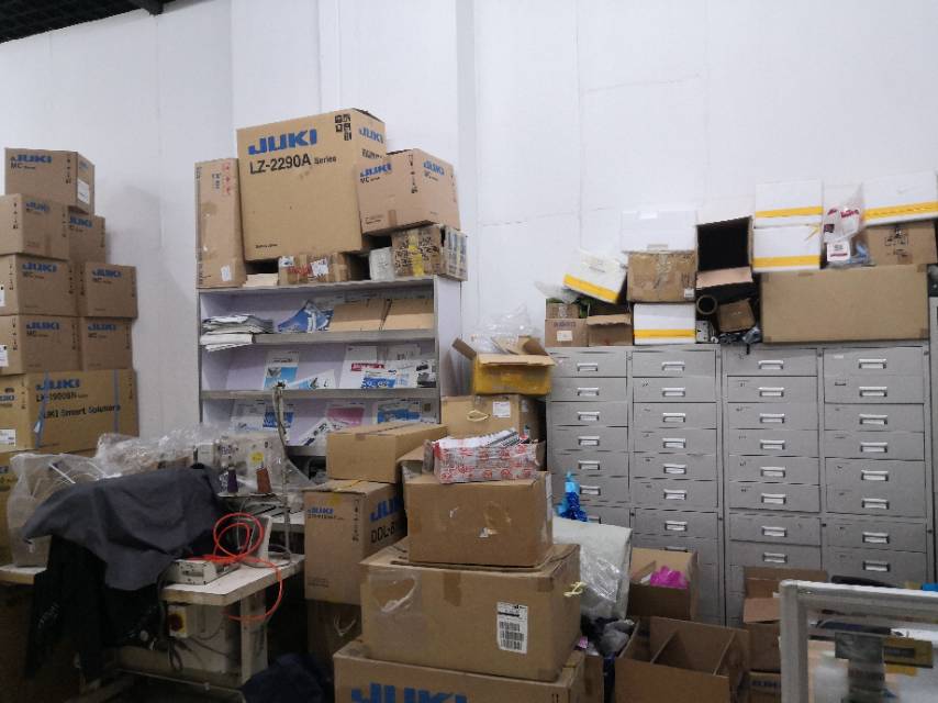 Heavy machinery sewing machine describe pic - 2