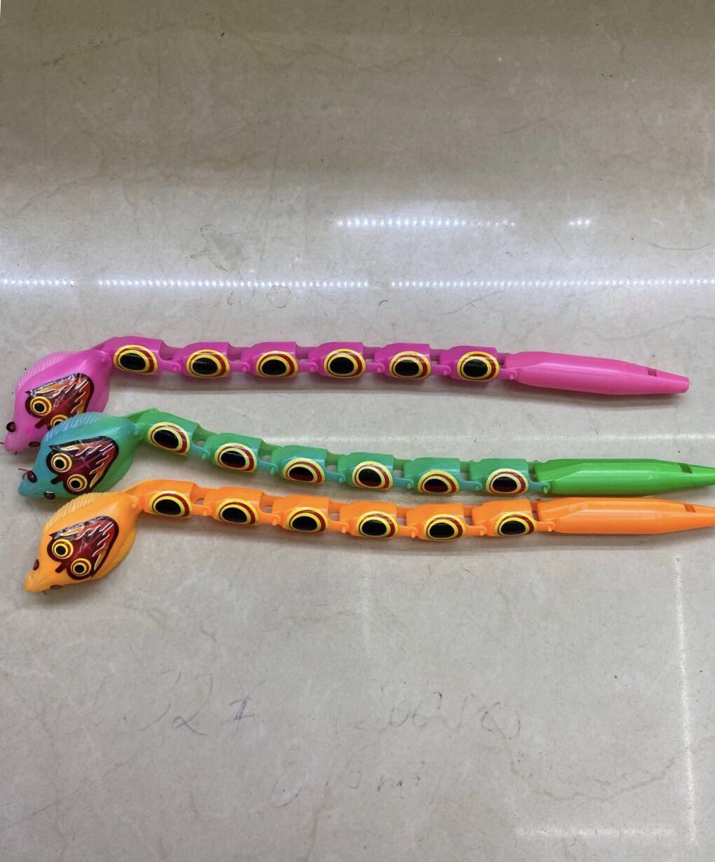 趣味摇摆蛇仿真塑料蛇恶搞吓人整人礼物