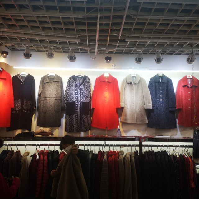 Meile Fine Clothing describe pic - 1